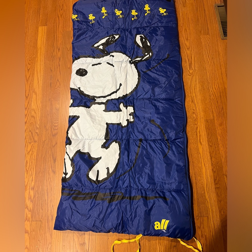 Vintage Snoopy Sleeping Bag - Picture 2 of 2